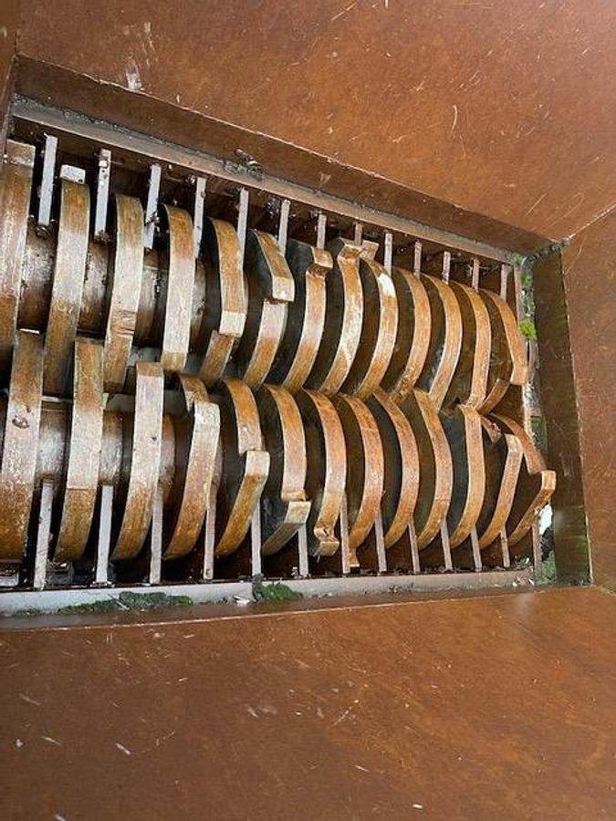 Used SSI Dual Shaft Shredder 