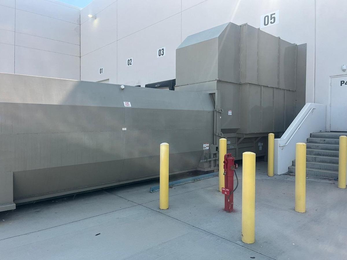 Used Wastequip 3YD Stationary Compactors