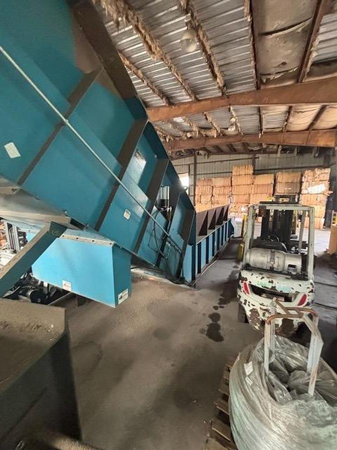 Used Marathon Nexgen 2 Ram Baler and Conveyor