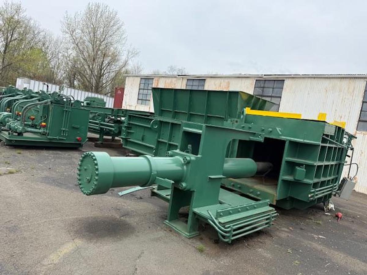 Used HARRIS SOLID WASTE BALER