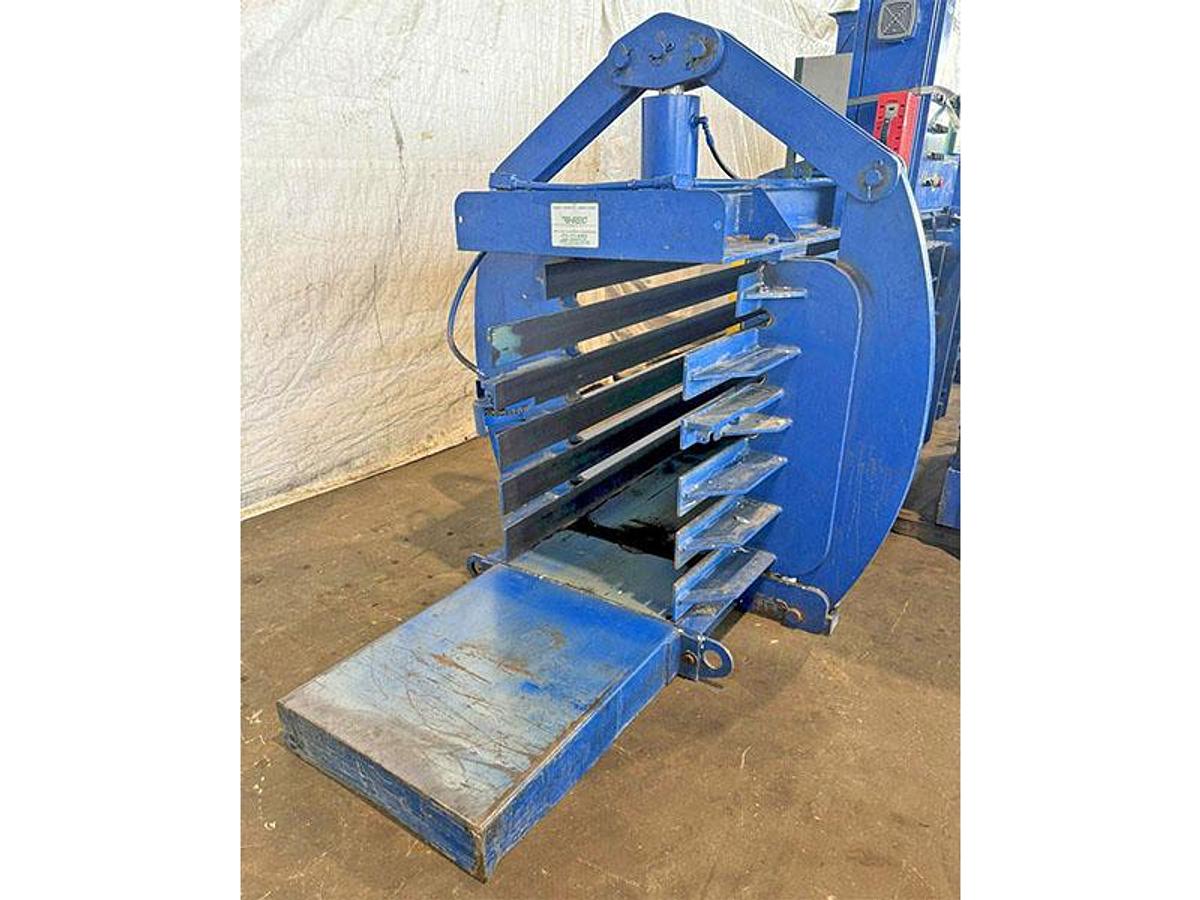 Used American PAC AT Baler