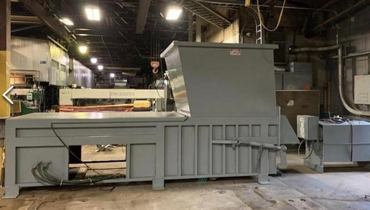 Used Sebright 4yd Stationary Compactor