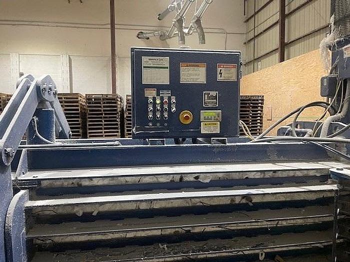Used AMERICAN PAC BALER