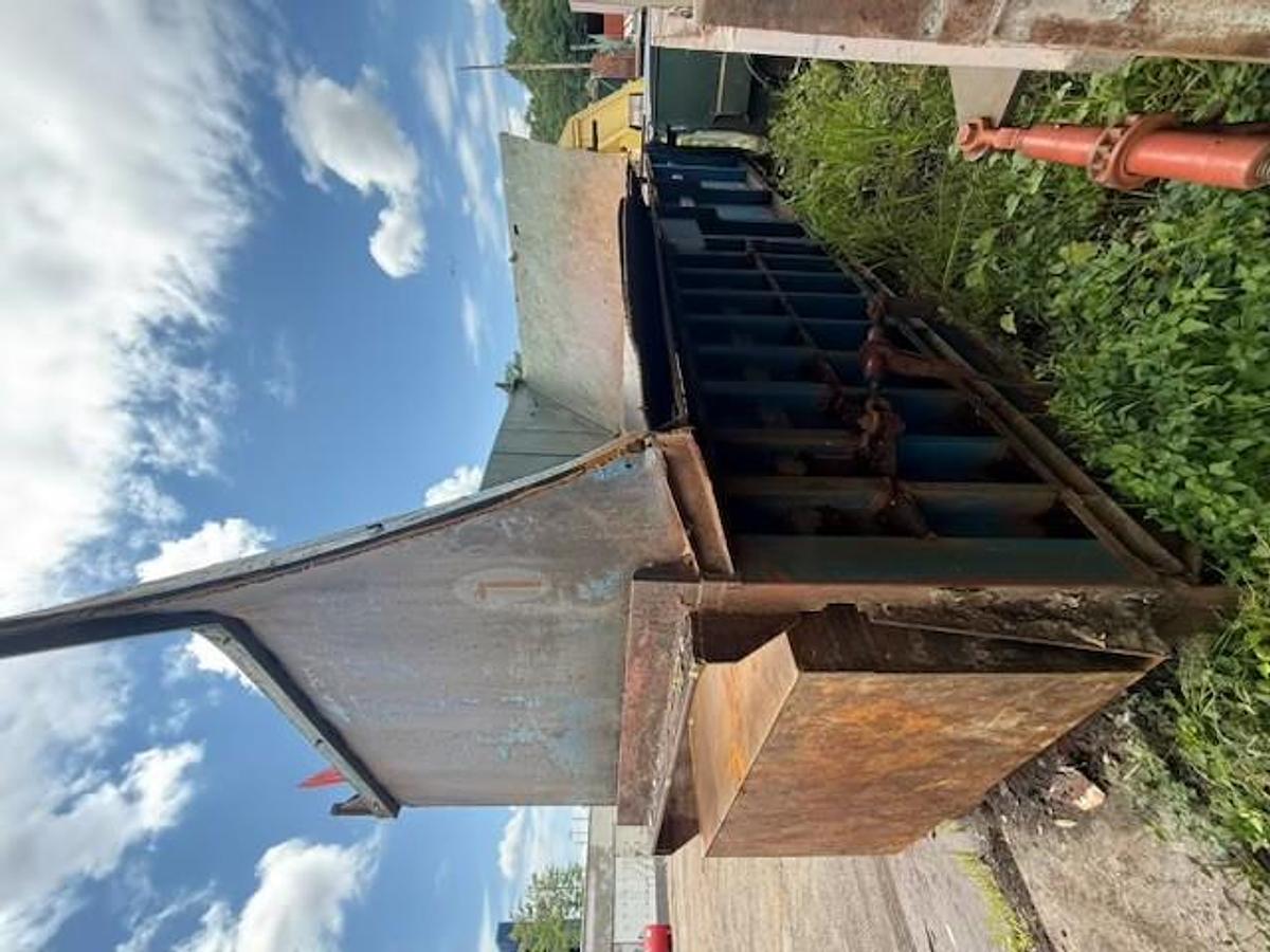 Used Marathon 5.5Yd Stationary Compactor