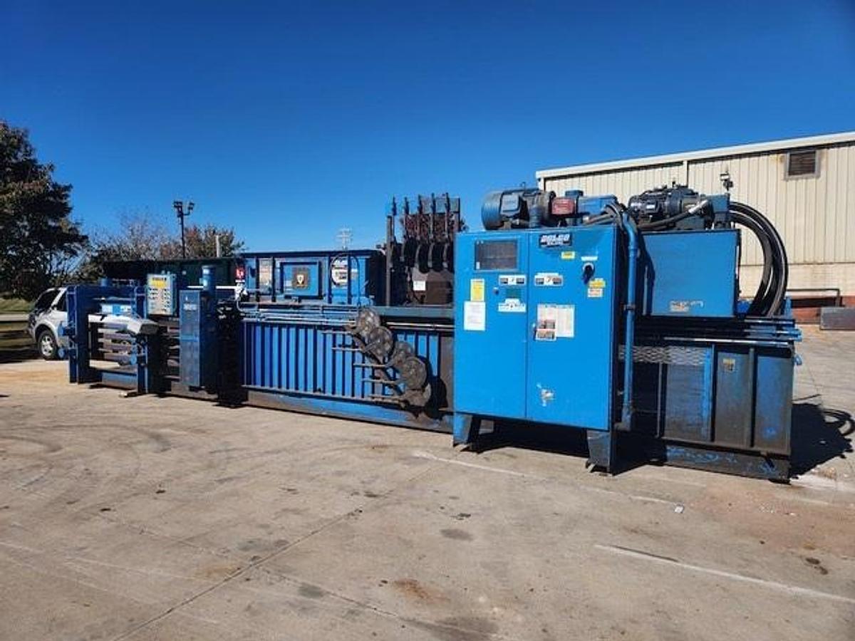 Used Selco Wide Mouth Auto-Tie Baler