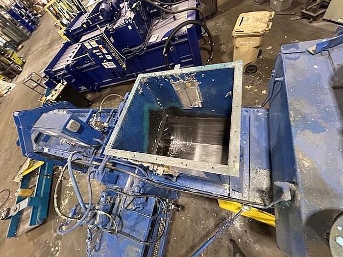 Used AMERICAN AUTO-TIE HORIZONTAL BALER