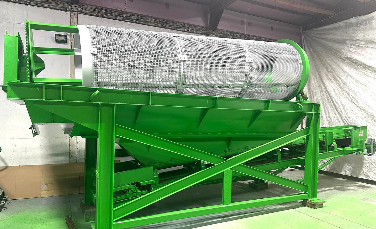 Used Rotary Trommel Screen / Rotating Drum Screener