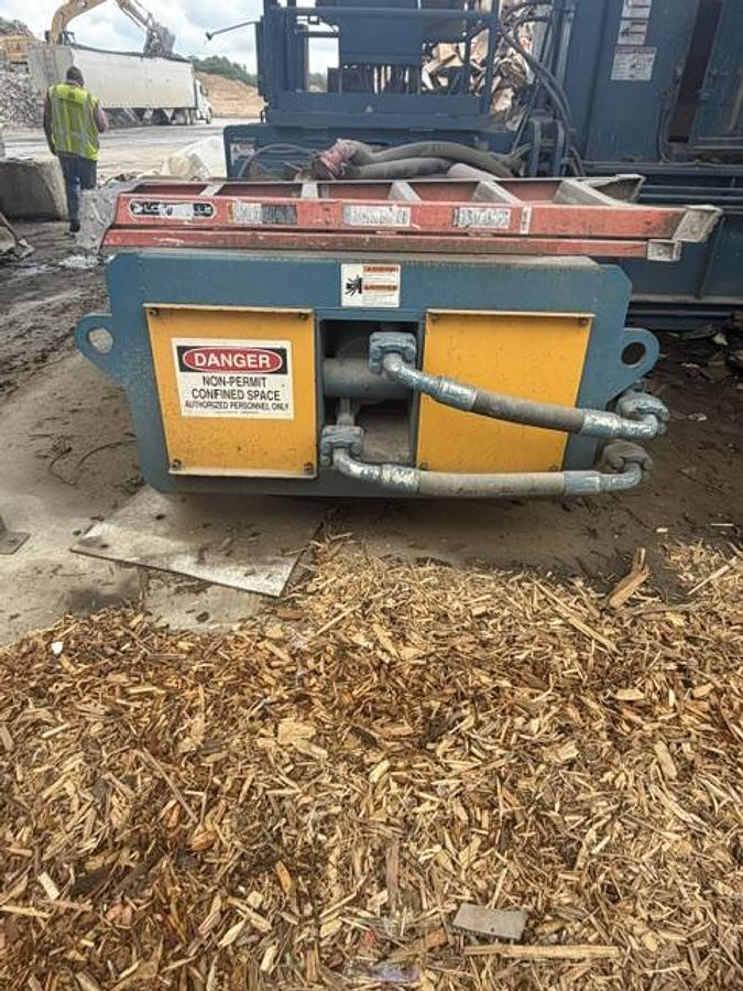 Used Marathon Galaxy Two Ram Baler