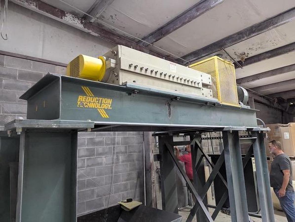 Used Reduction Technology Dual Shaft Shredder