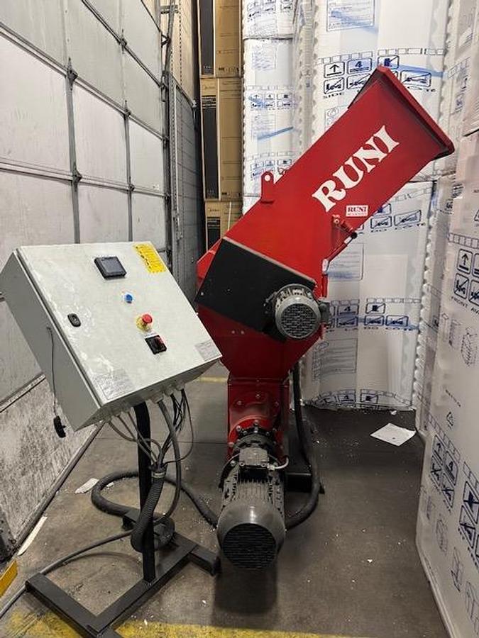 Used Runi EPS Auger Compactor Cold Process