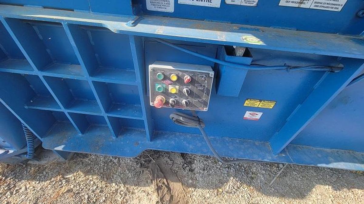 Used Excel Non-Ferrous Closed Door Baler