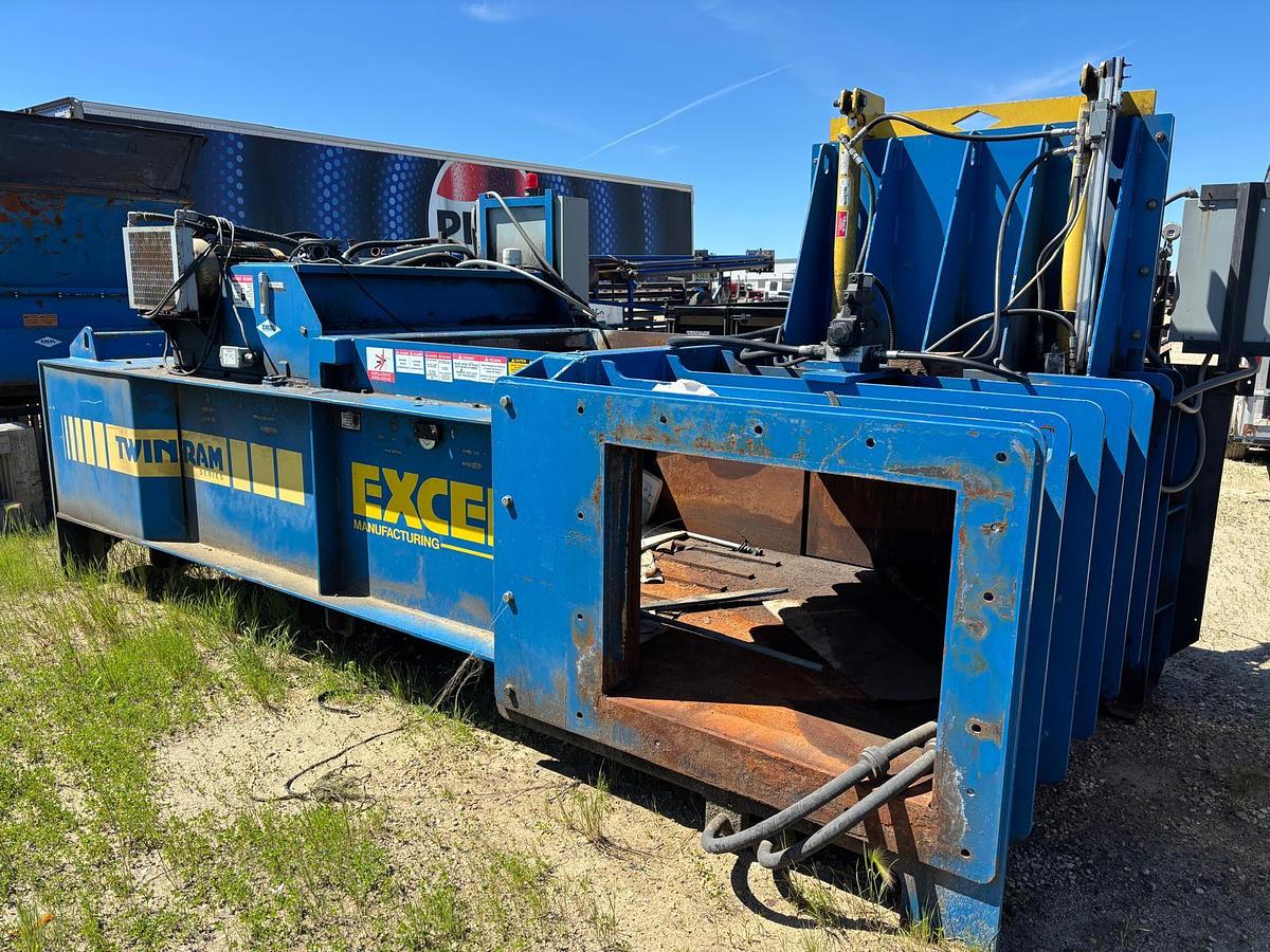 Used Excel 2R63D Two Ram Baler with Conveyor