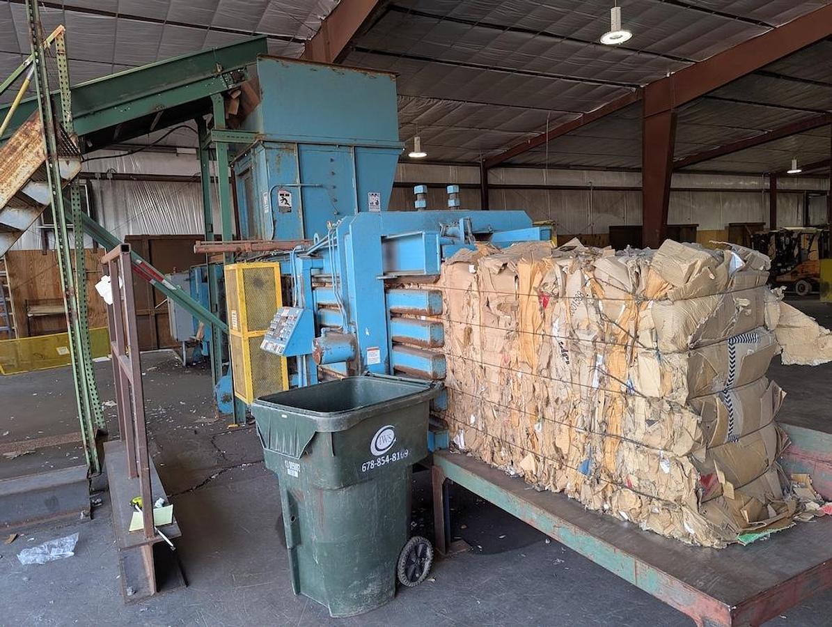 Used IPS AT Baler / Infeed Conveyor