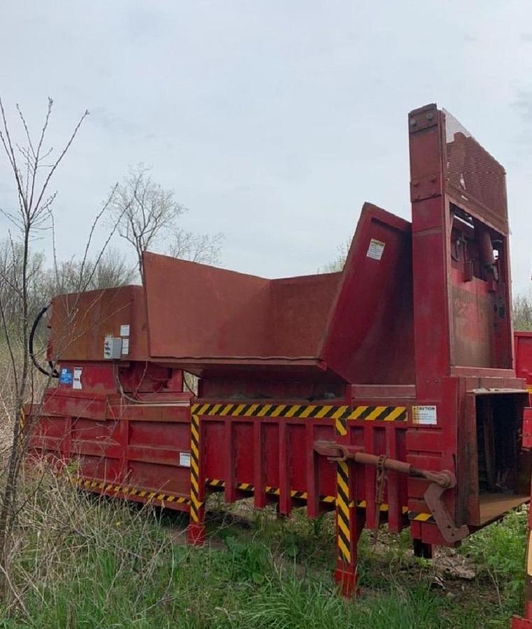 Used SP Industries Wet Waste Pre-Crusher 3 YD Compactor