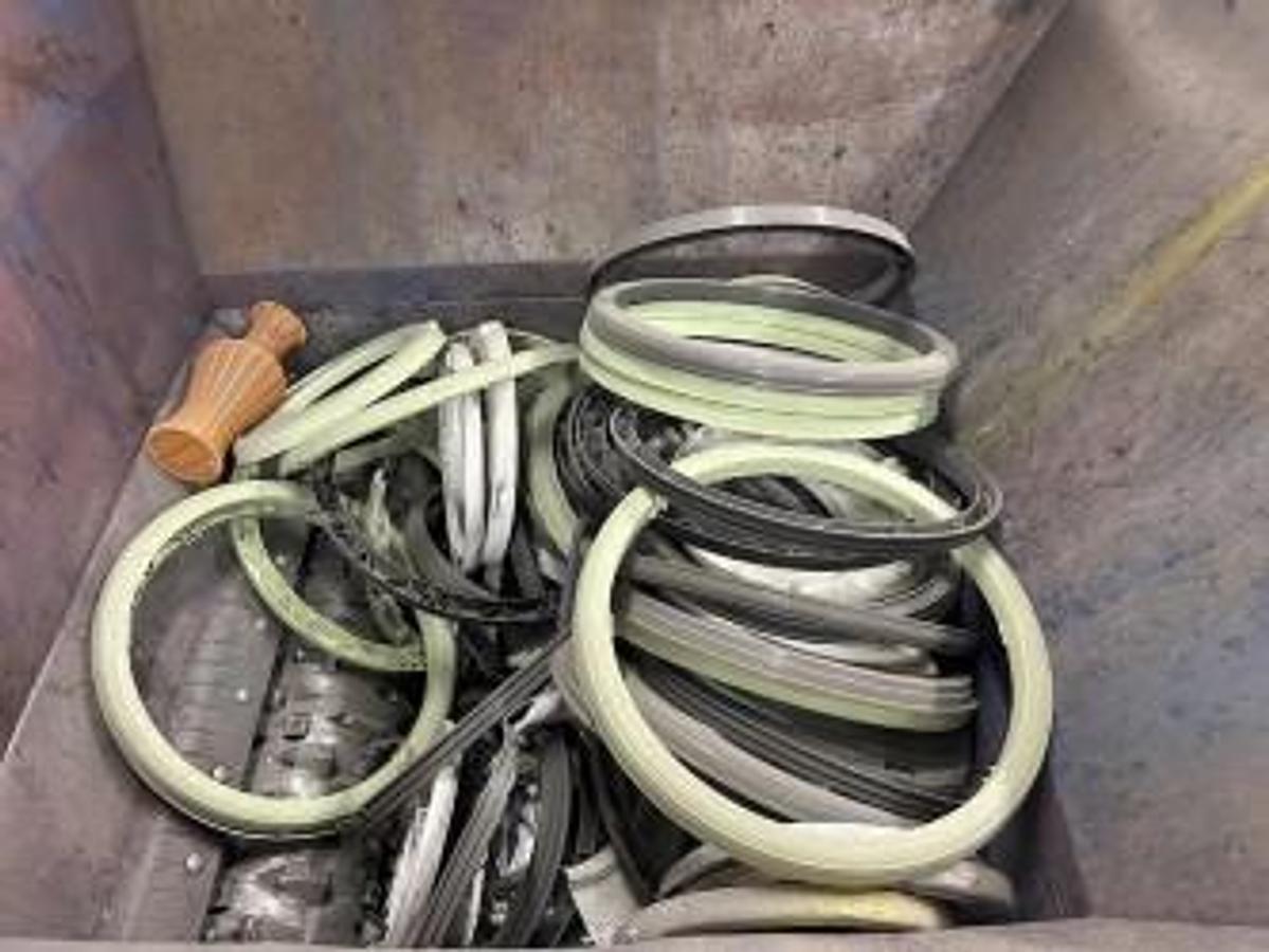 Used VECOPLAN FILM & FIBER SINGLE SHAFT SHREDDER