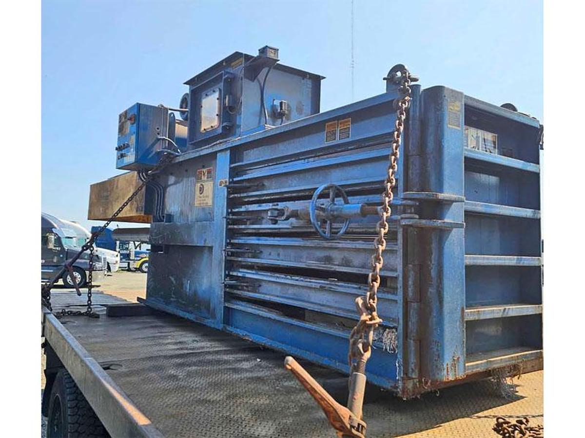 Used Selco Closed Door Baler with Conveyor