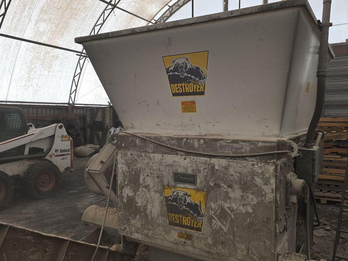 Used Cresswood Wood Pallet Grinder