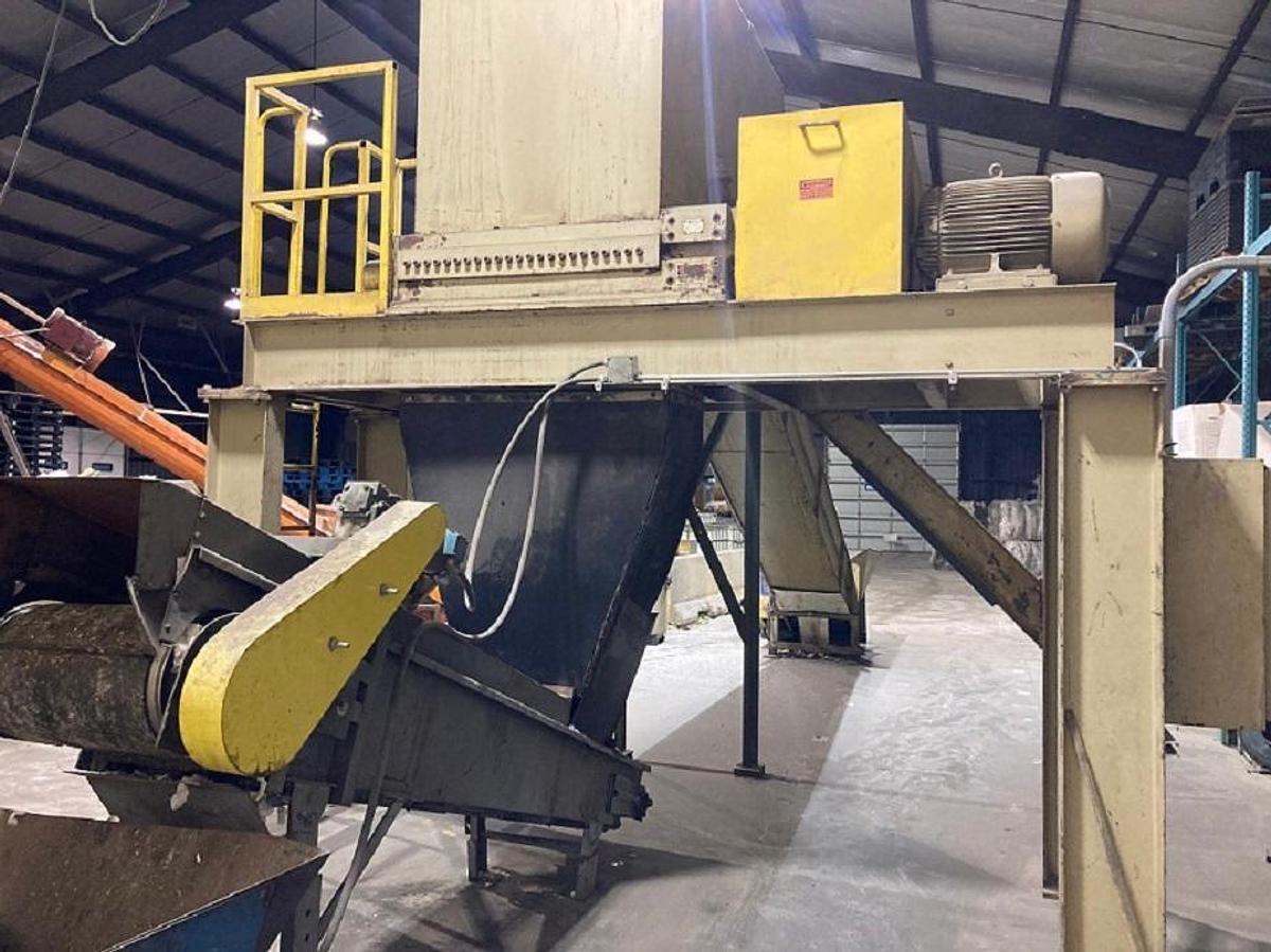 Used Jordan Dual Shaft Shredder / Infeed Conveyor