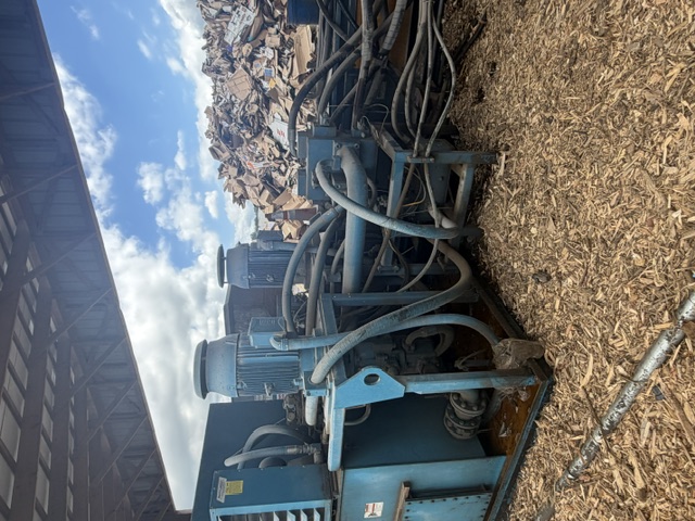 Used Marathon Galaxy Two Ram Baler 