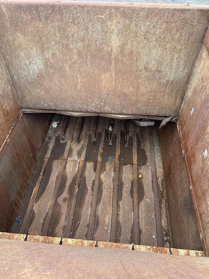 Used Marathon Non Ferrous Closed Door Baler