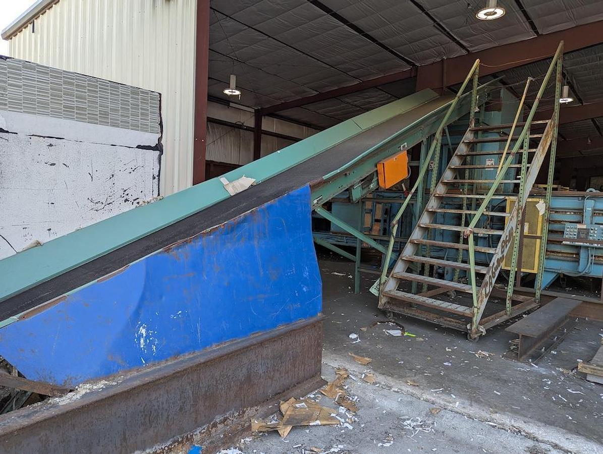 Used IPS AT Baler / Infeed Conveyor