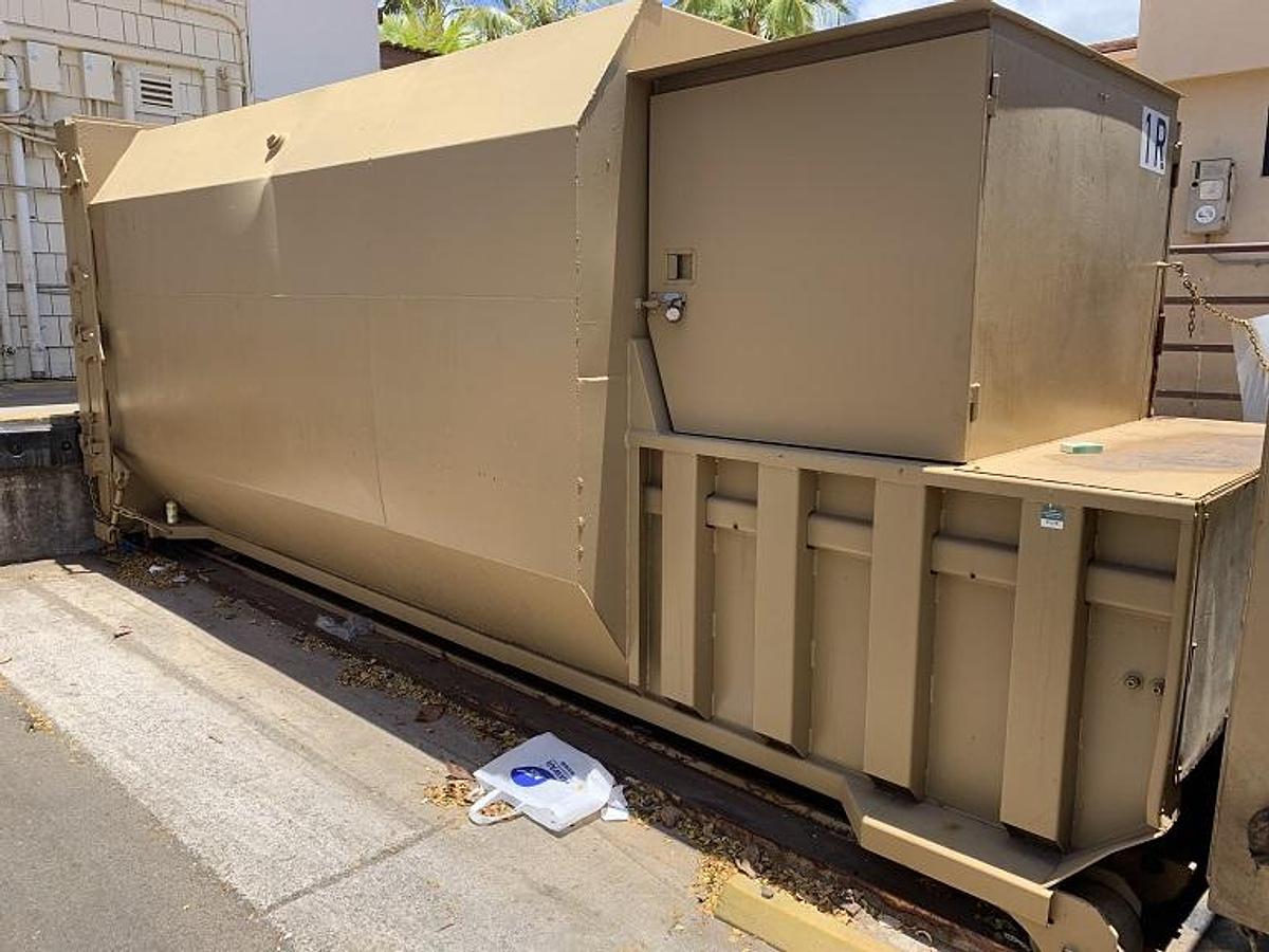 Used Marathon 30yd Self-Contained Baler