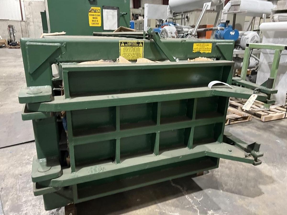 Used International Wide Mouth Closed Door Baler