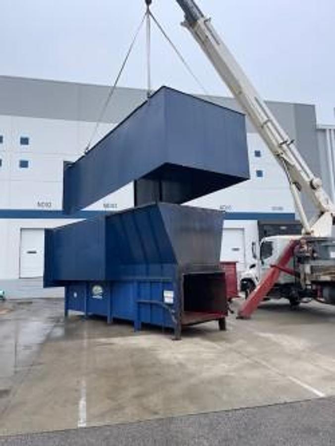 Used BACE 5 YARD STATIONARY COMPACTOR