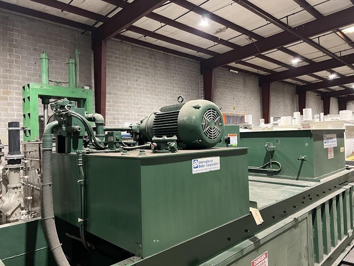 Used International Wide Mouth Closed Door Baler