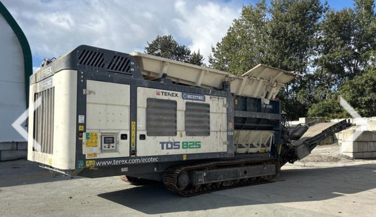 Used Terex Tracked Dual Shaft Shredder