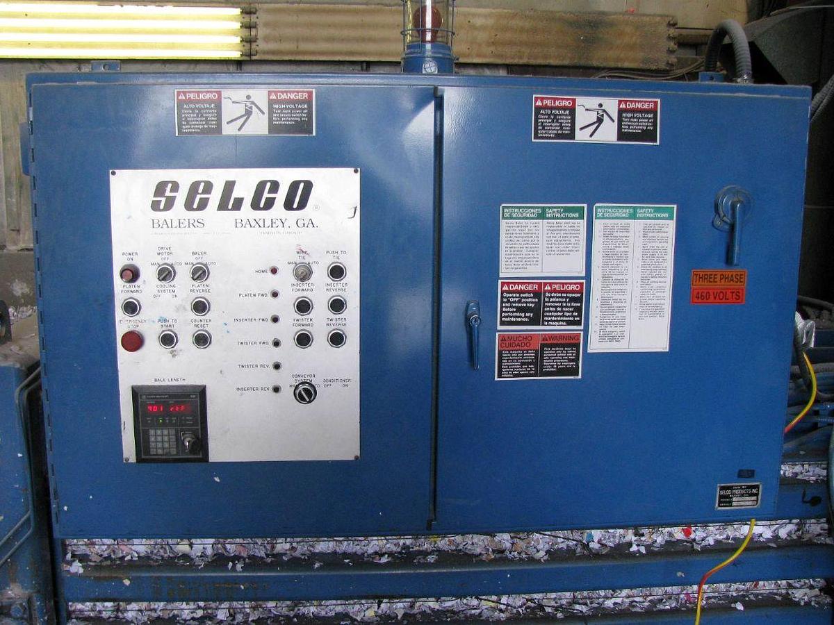 Used Selco Auto-Tie Baler with Conveyor