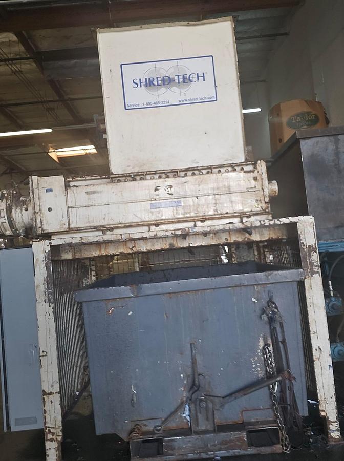 Used Shred-Tech Dual Shaft Shredder with Infeed Conveyor