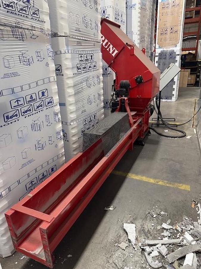 Used Runi EPS Auger Compactor Cold Process