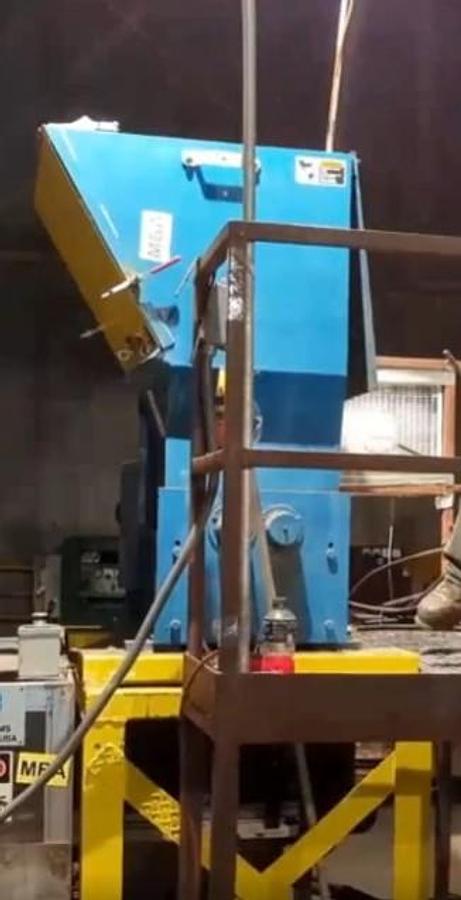 Used Shred-Pax Tech Dual Shaft Shredder