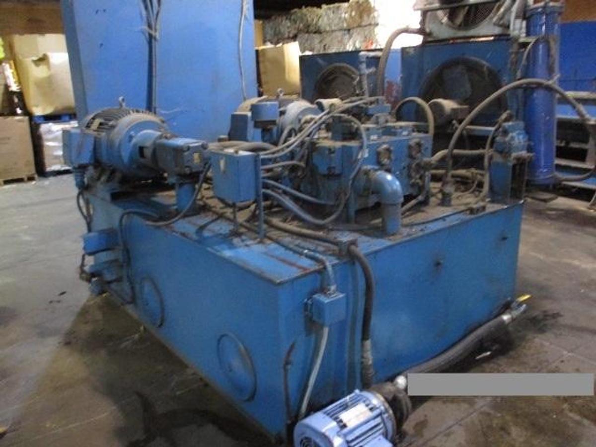 Used Harris HRB-616 2 Ram Baler