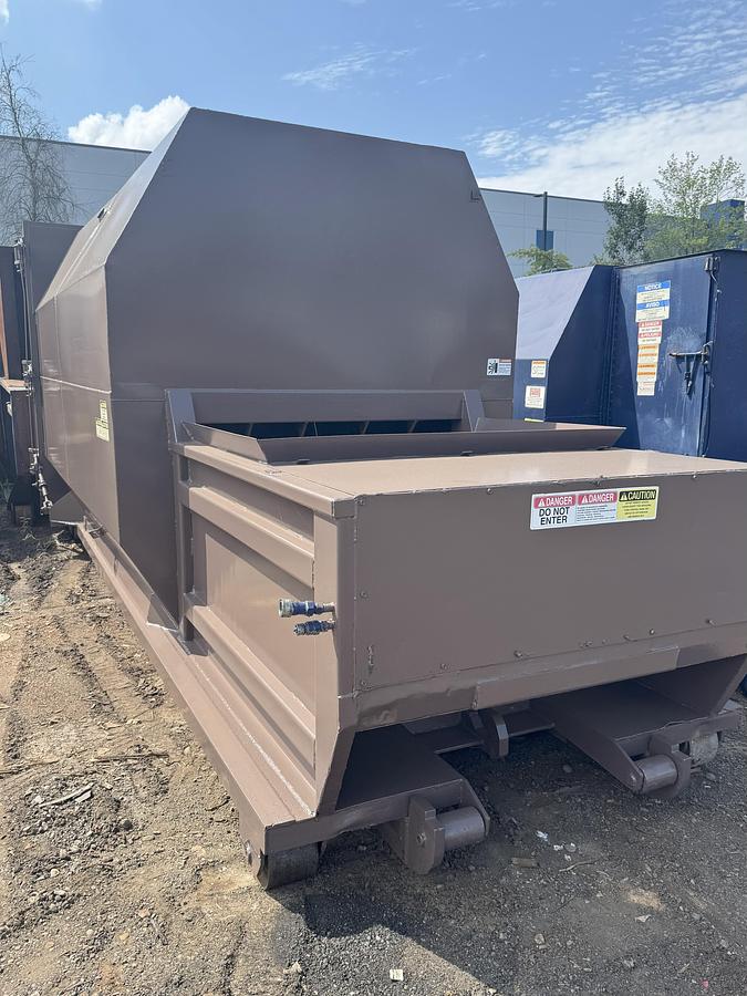 Used BACE 35 YD Self Contained Compactor