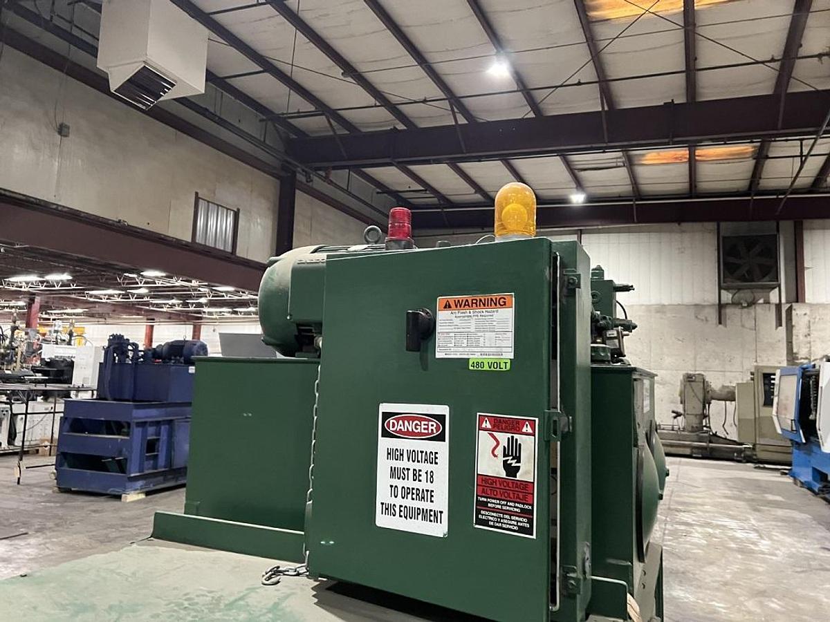 Used International Wide Mouth Closed Door Baler