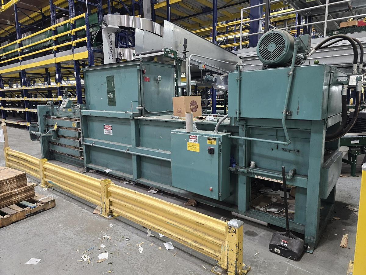 Used Maren Closed Door Baler