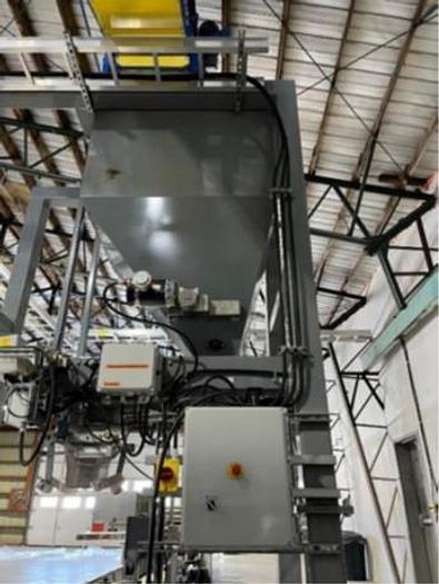 Used COMPLETE LOOSE BAGGING SYSTEM