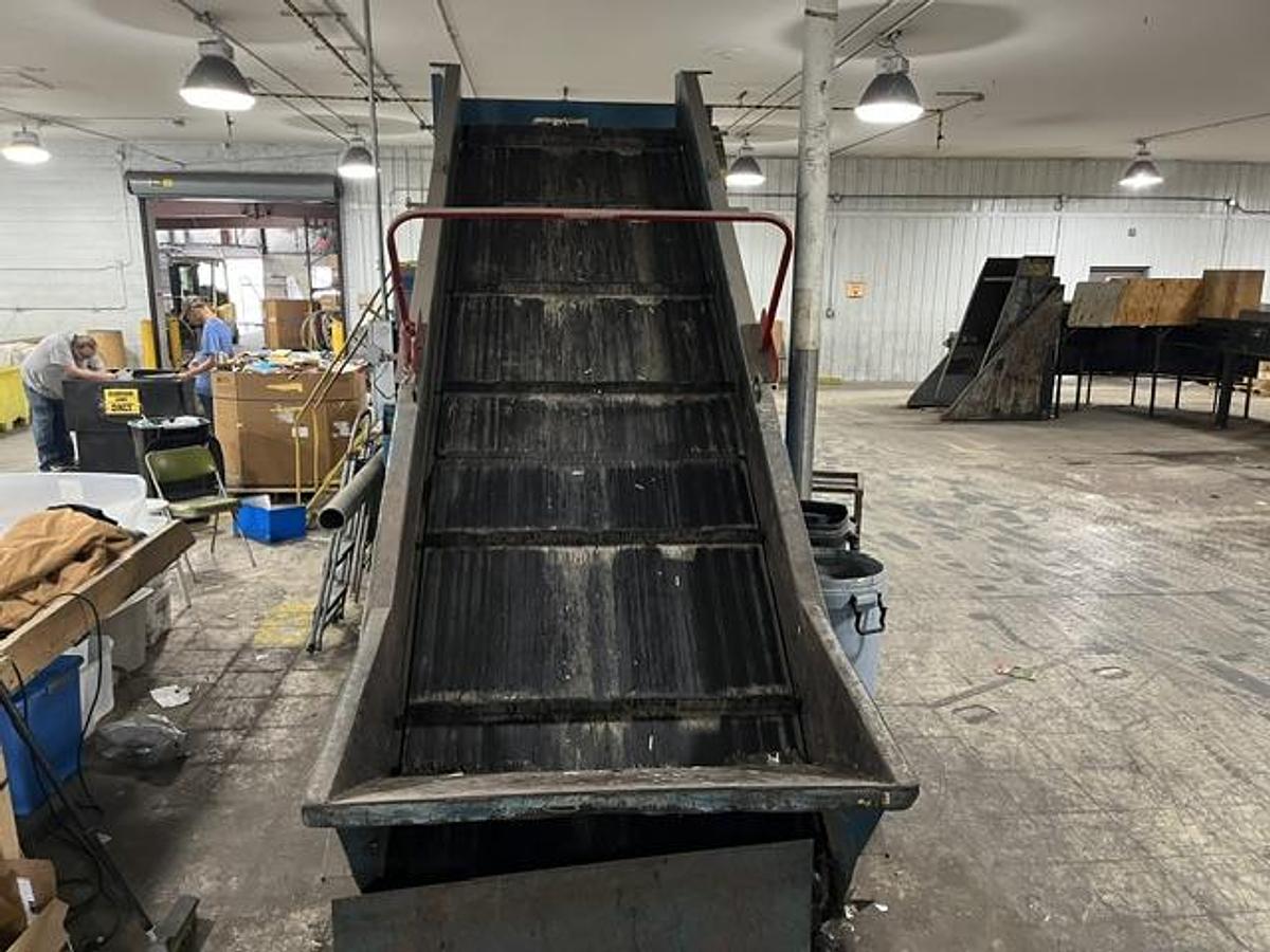 Used Excel Closed-Door Full Eject Baler