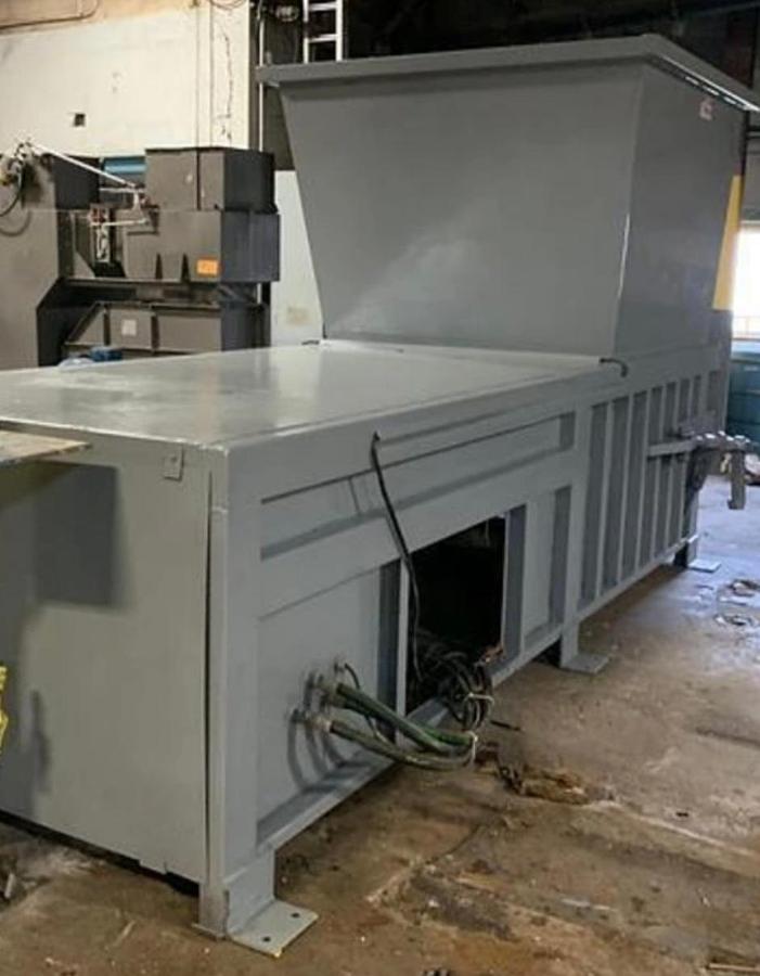 Used Sebright 4yd Stationary Compactor