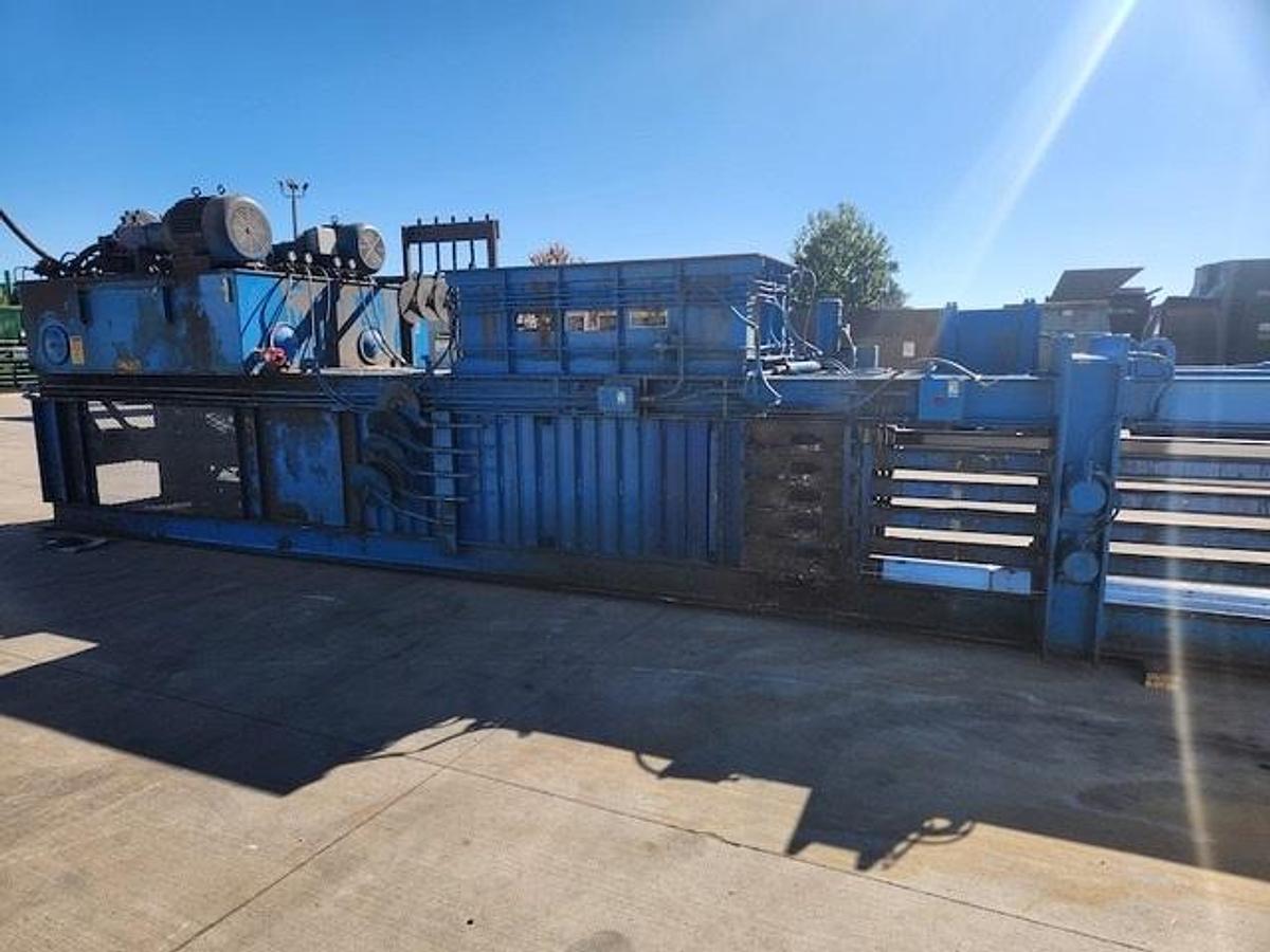 Used Selco Wide Mouth Auto-Tie Baler