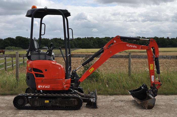 Used 2018 KUBOTA U17-3a