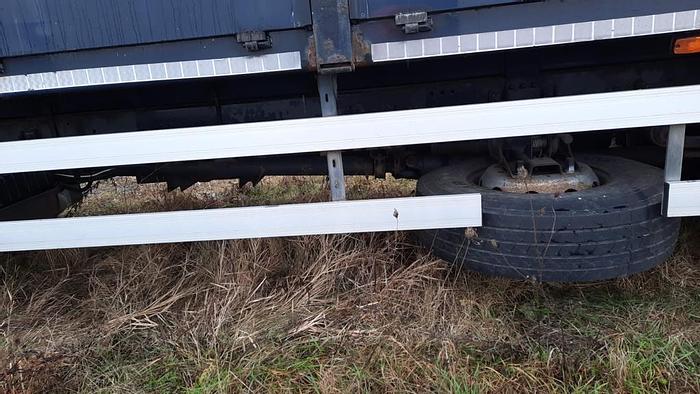 Gebruikt 2005 DAF 85 CF 340 tampoline 4x2 FULL STEEL MANUAL