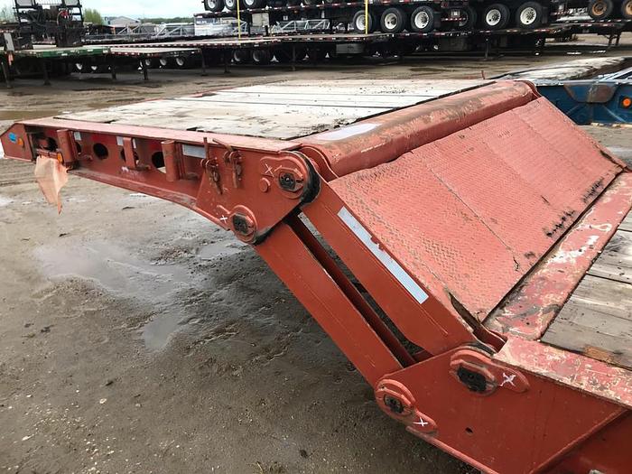 Used 2002 Peerless 12 Wheel Tridem Scissor Neck