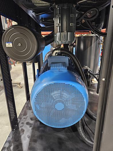 Air-Max MAC-220DVSD Rotary Screw Variable Speed air compressor