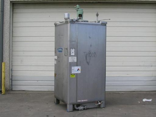 Used 775 GALLON SINGLE SHELL TANK.  METALCRAFT MODEL 511281 SERIAL 13603-10