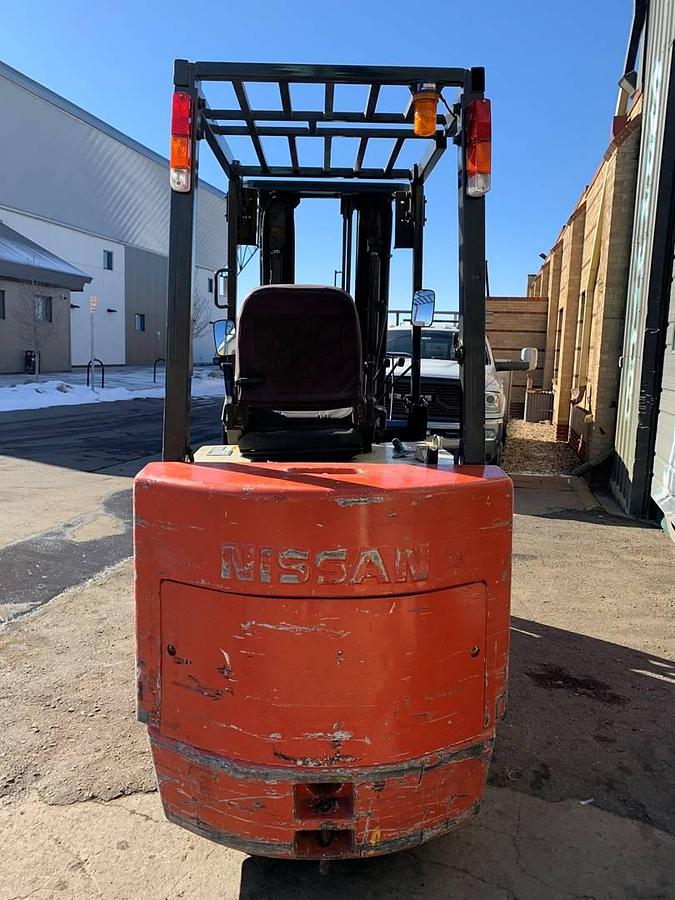 Used Nissan CHGP02L35V