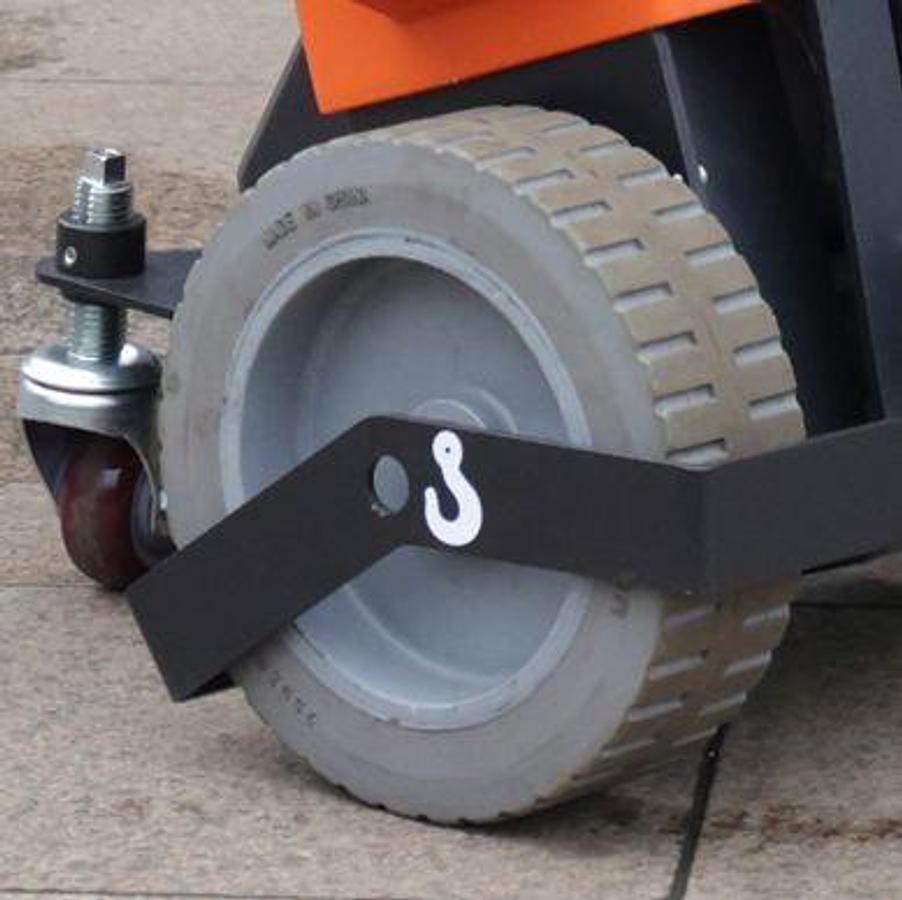 Lithium walkie tugger - Tow tractor - Light duty - Tight turning radius.