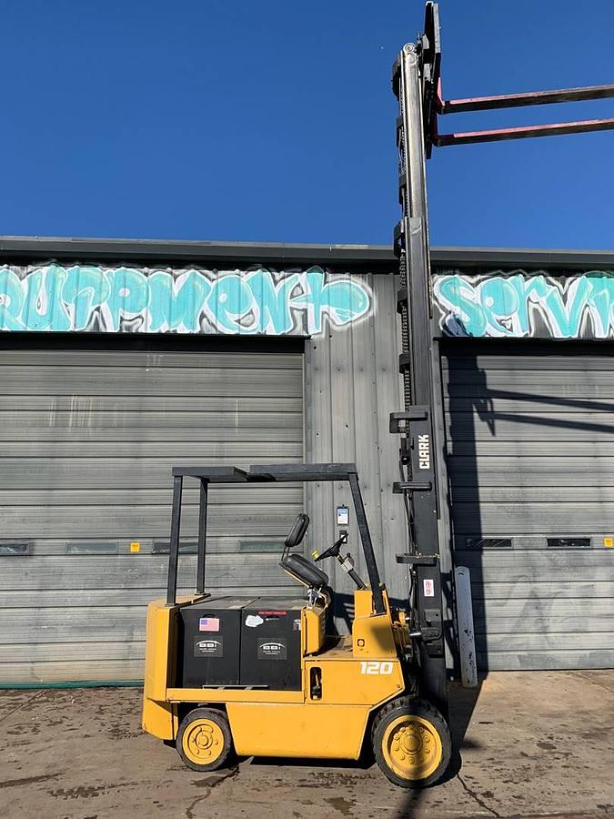 Used Clark EC500-120